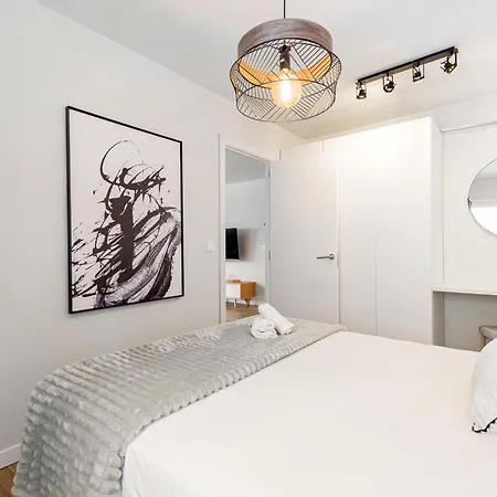 Floperw 2 Apartment